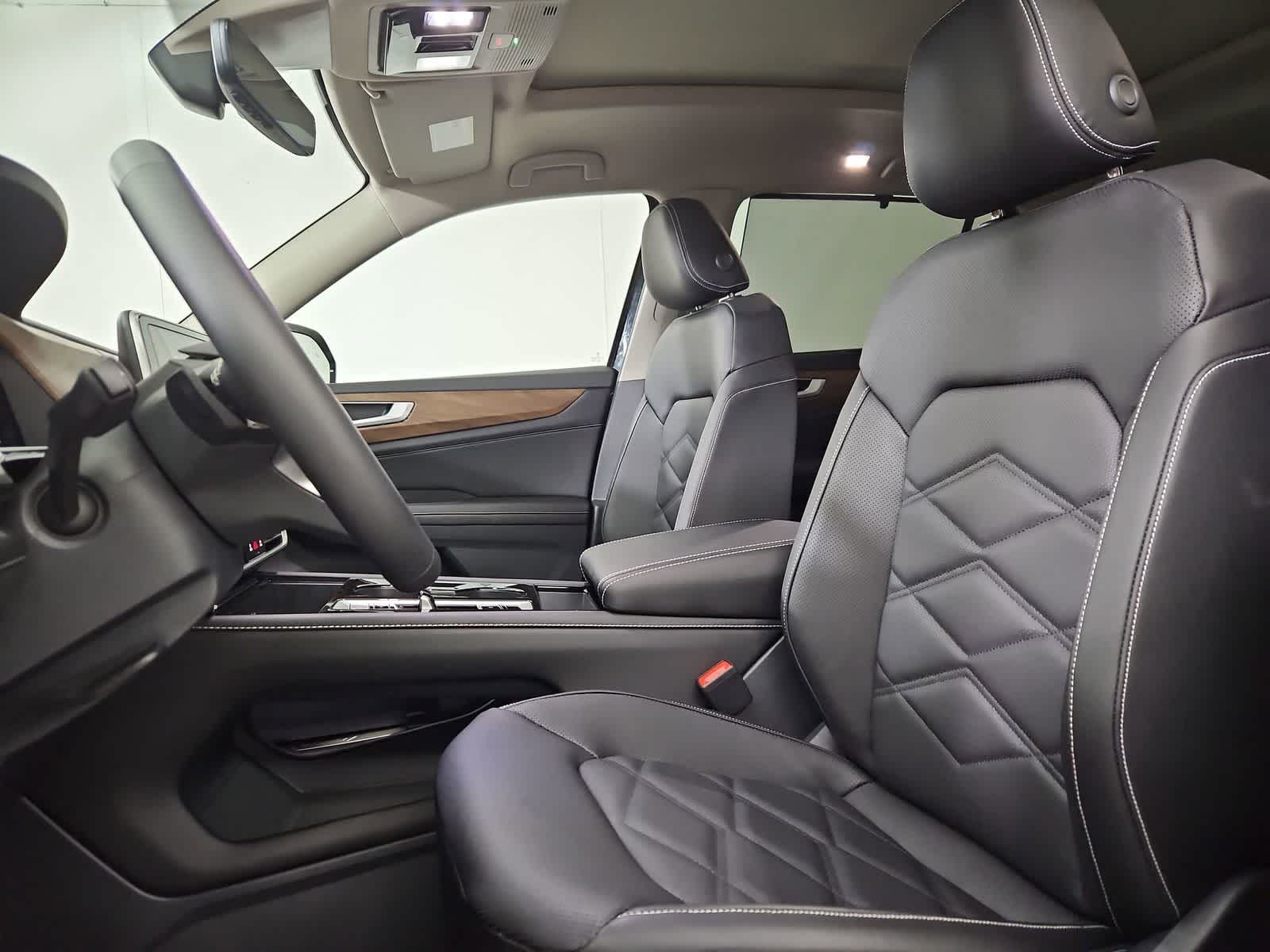 Thumbnail: 2026 Volkswagen Atlas - 16