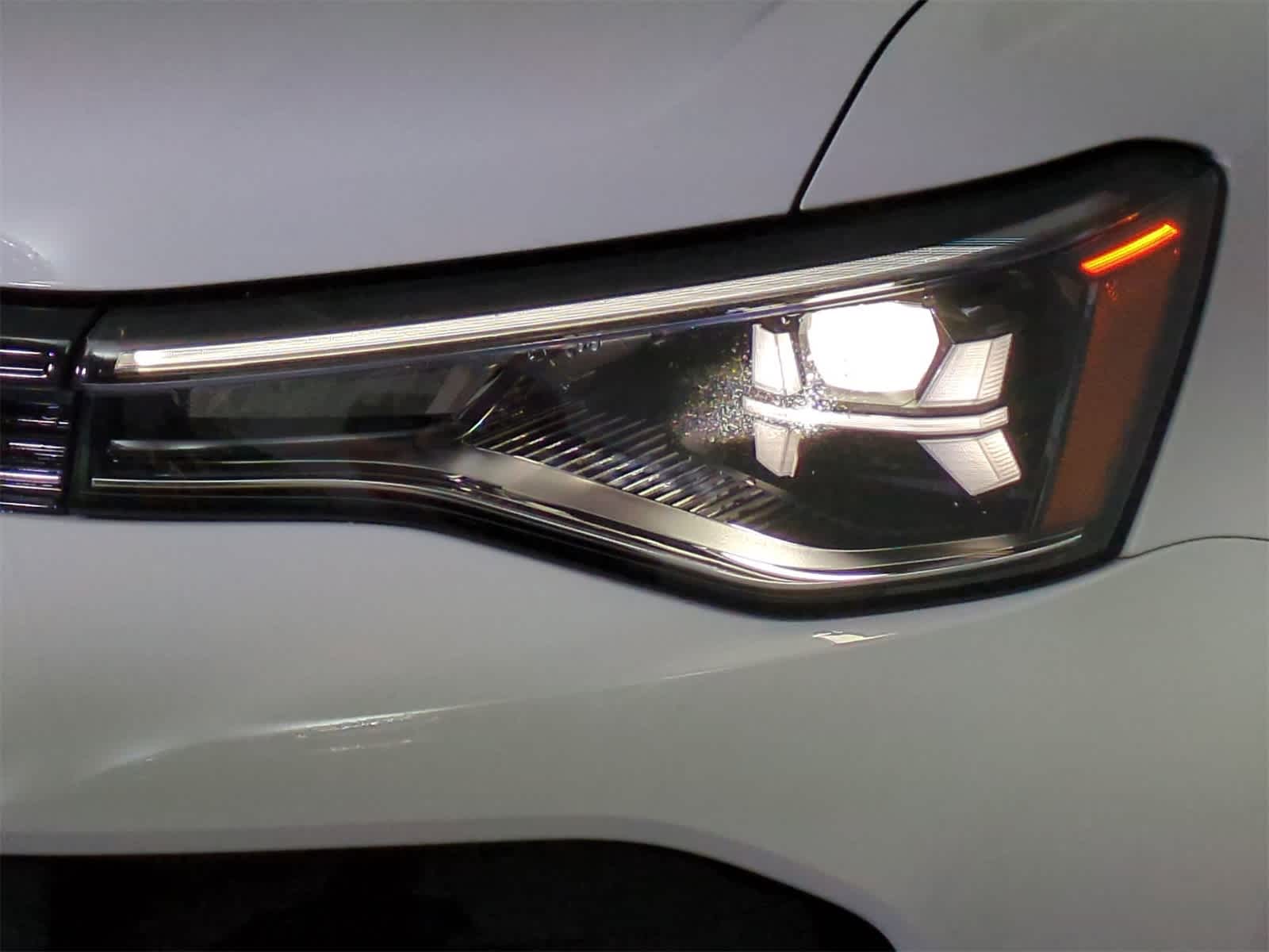 Thumbnail: 2025 Volkswagen Taos - 10