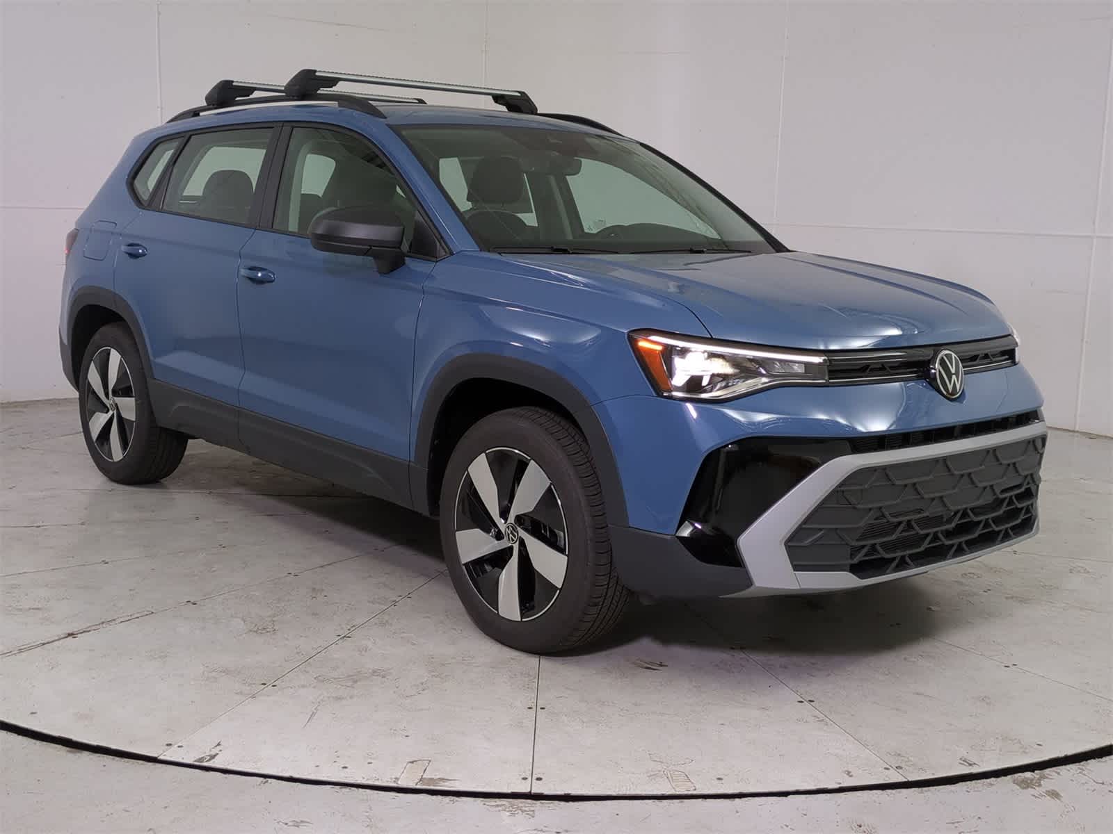 Thumbnail: 2025 Volkswagen Taos - 8