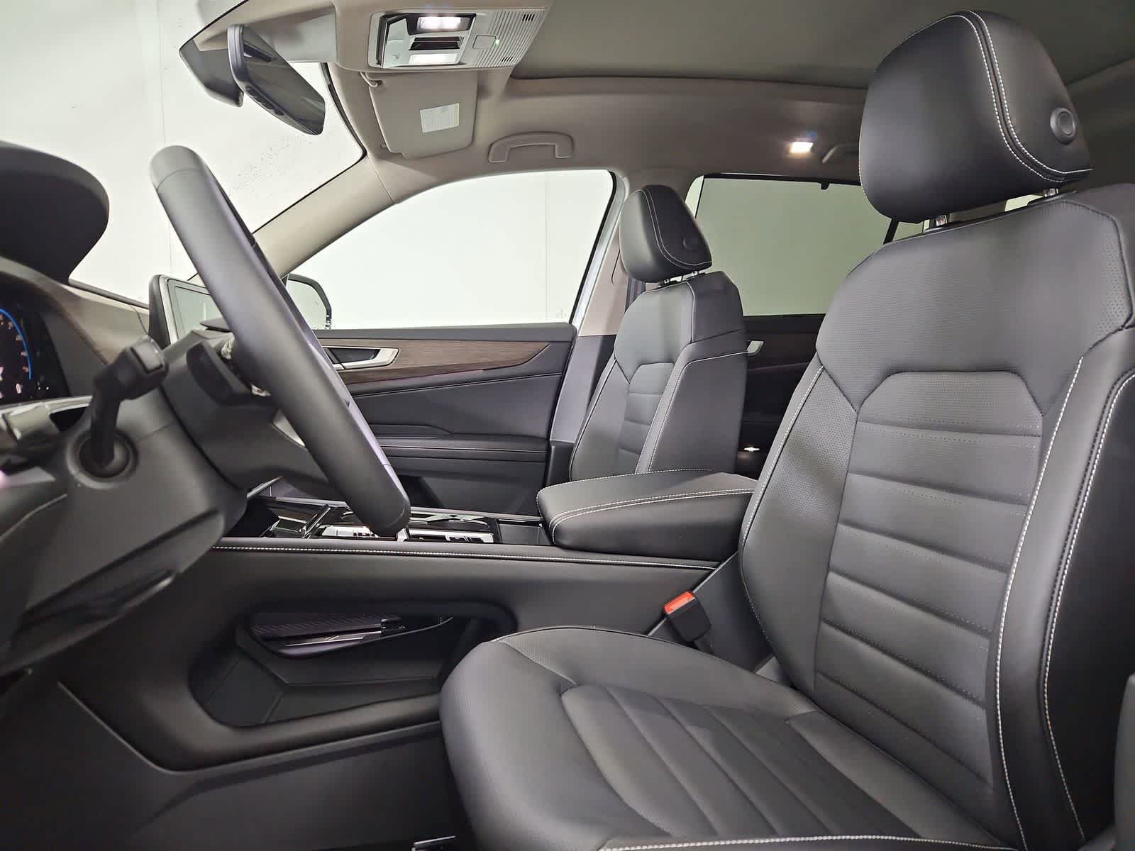 Thumbnail: 2026 Volkswagen Atlas - 16