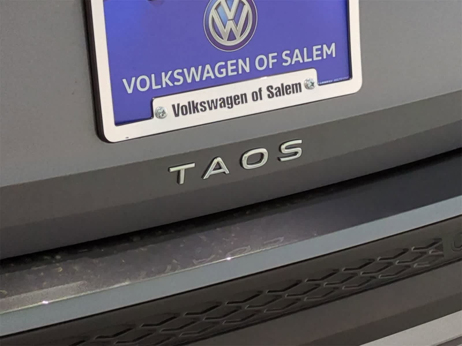 Thumbnail: 2025 Volkswagen Taos - 12