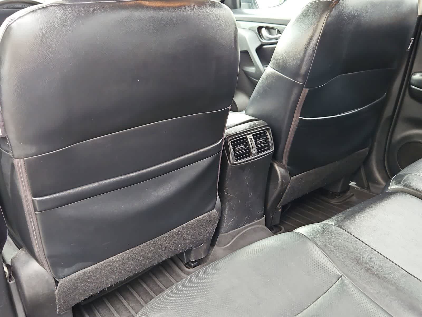 Thumbnail: 2017 Nissan Rogue - 18