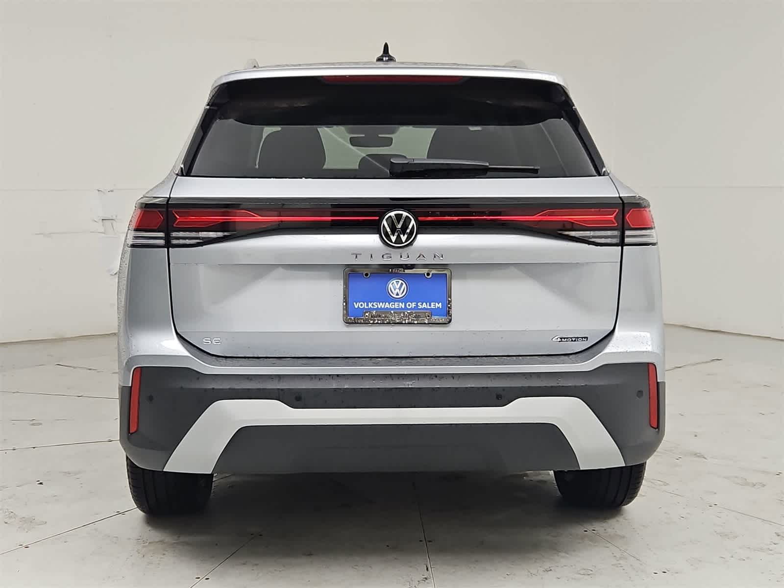 Thumbnail: 2025 Volkswagen Tiguan - 5