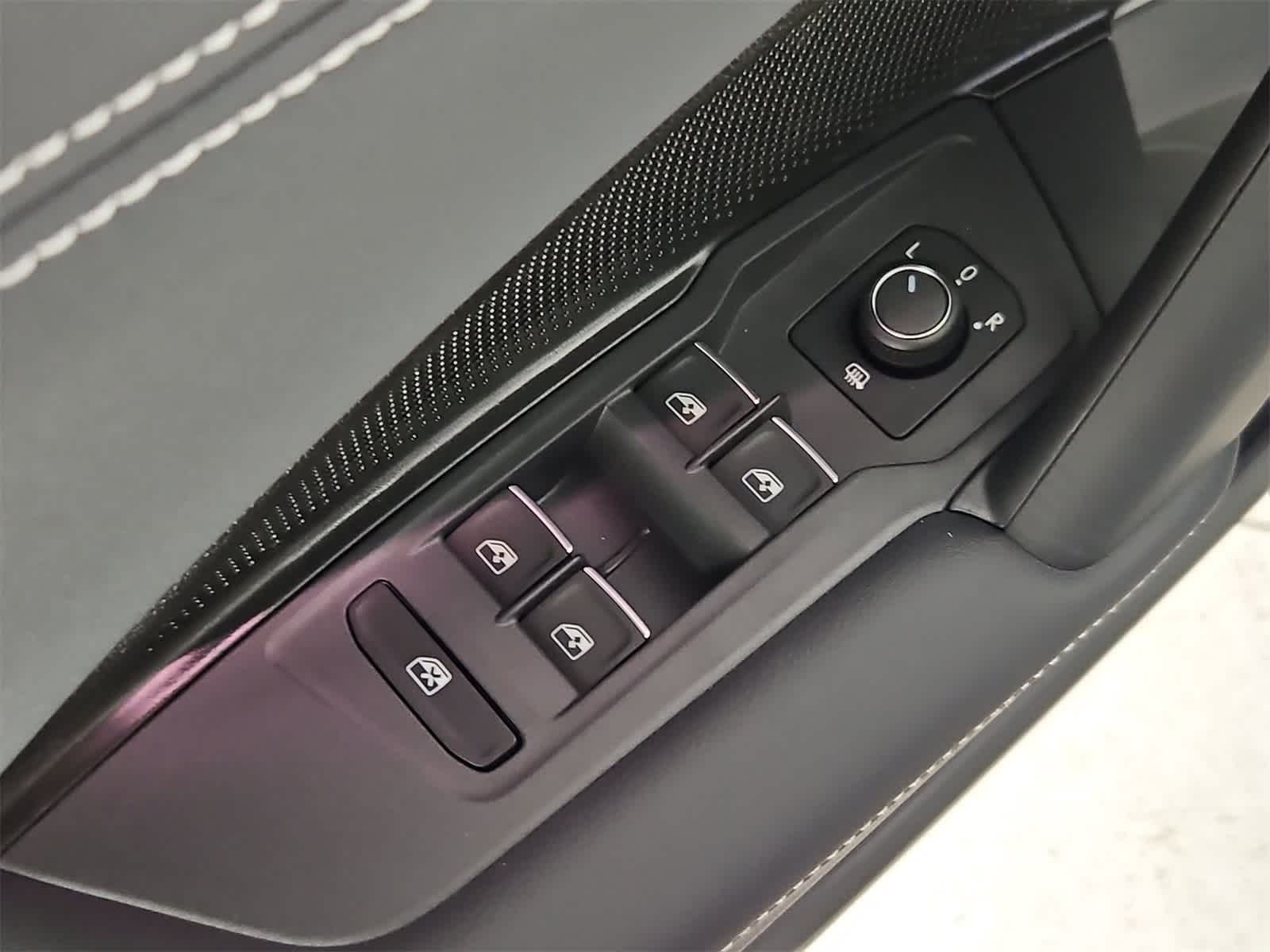 Thumbnail: 2026 Volkswagen Tiguan - 17