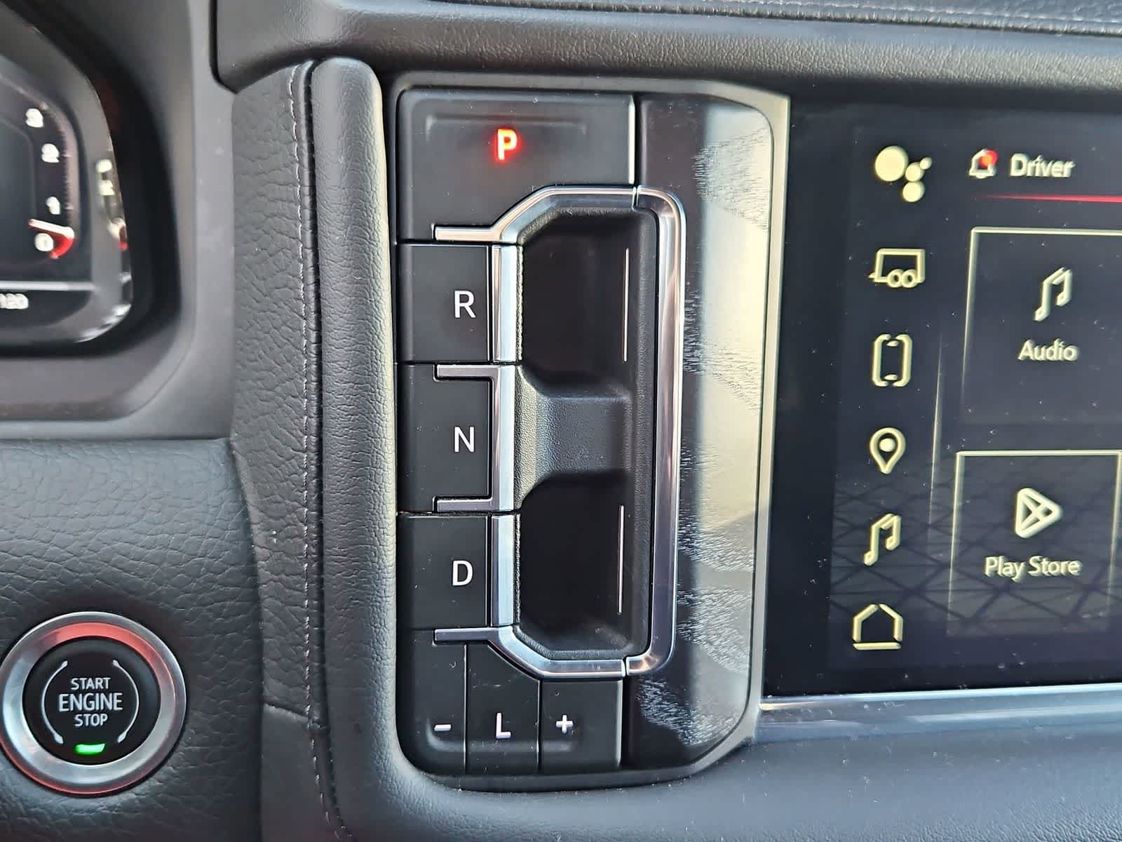 Thumbnail: 2023 GMC Yukon - 31