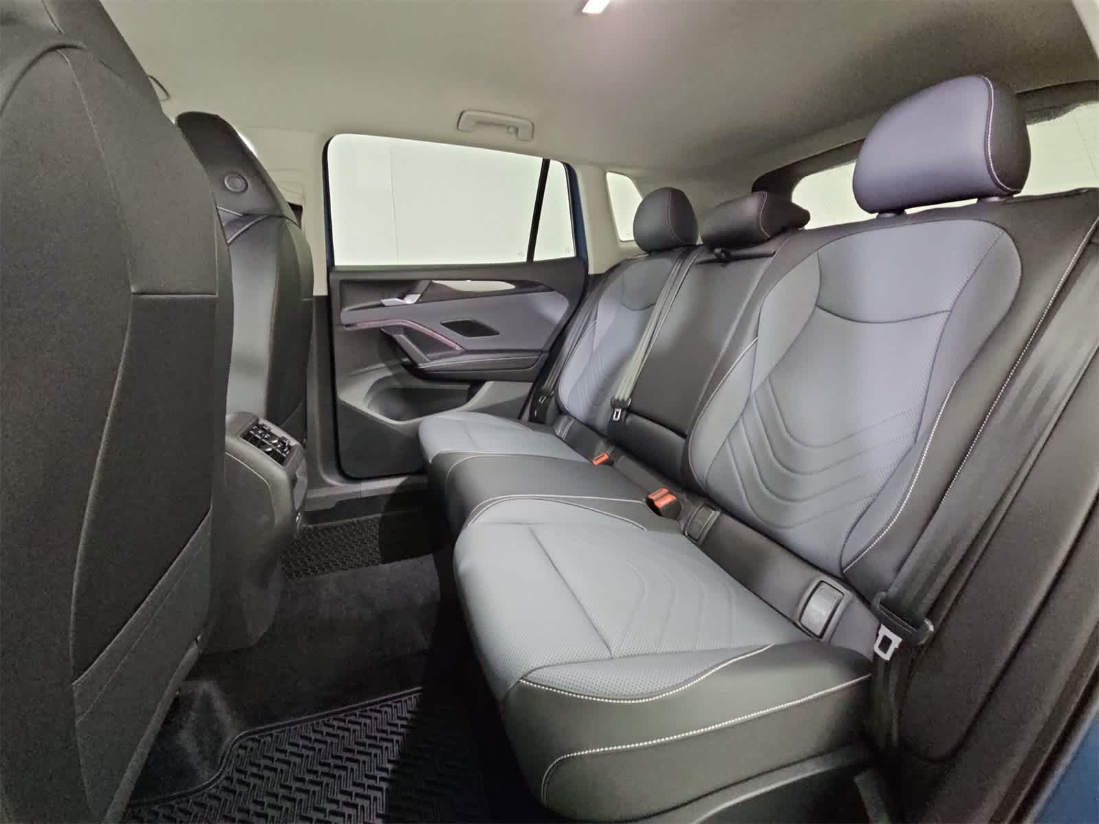 Thumbnail: 2026 Volkswagen Tiguan - 19