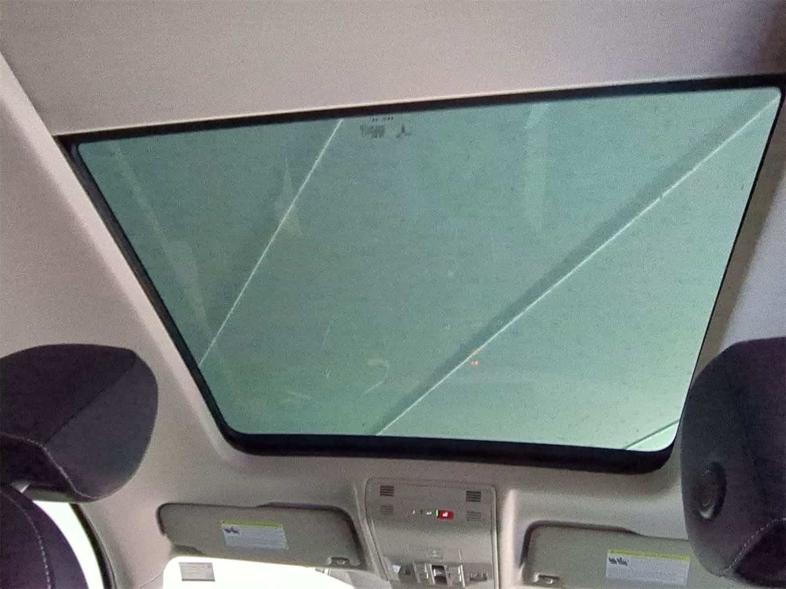 Thumbnail: 2025 Volkswagen Taos - 22