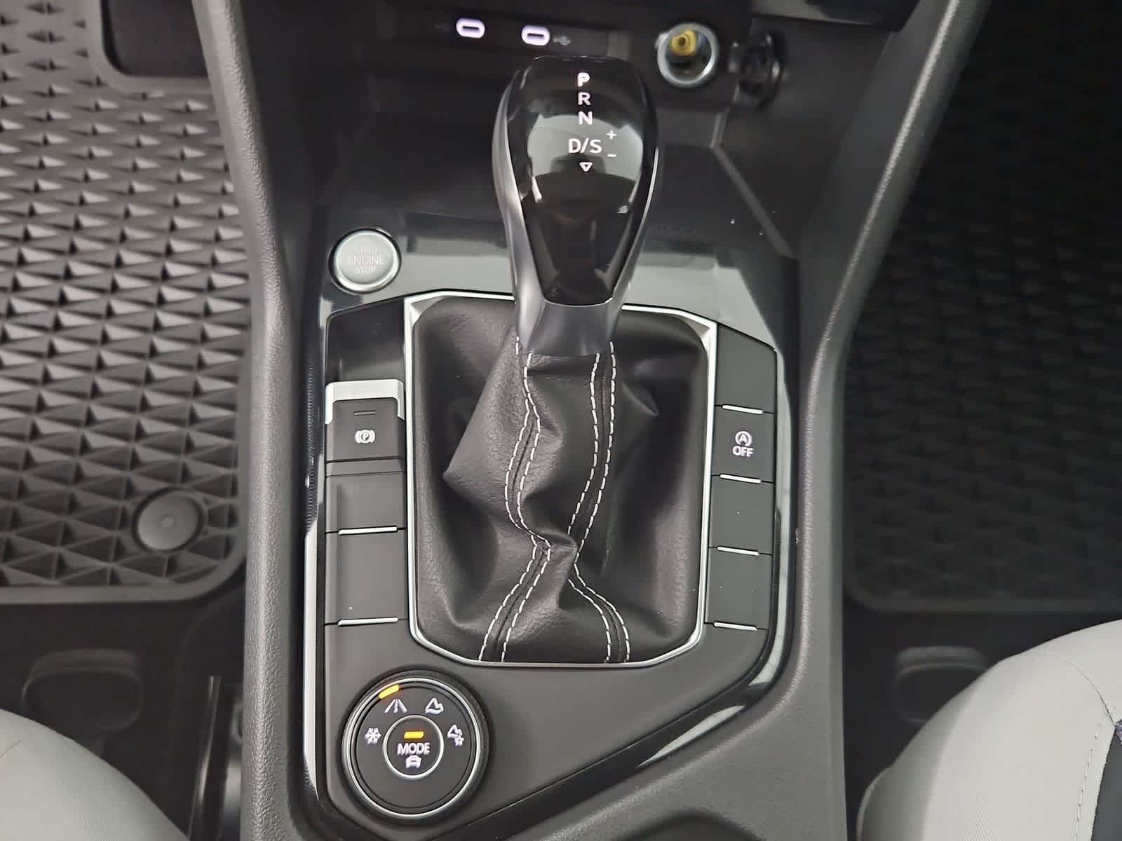 Thumbnail: 2025 Volkswagen Taos - 31