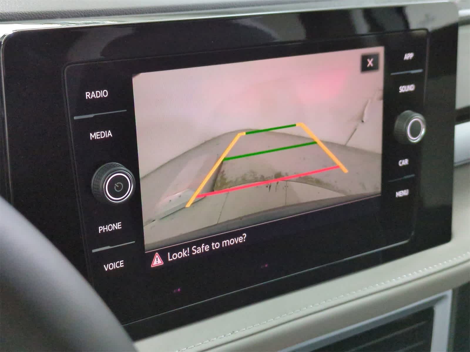 Thumbnail: 2025 Volkswagen Taos - 31