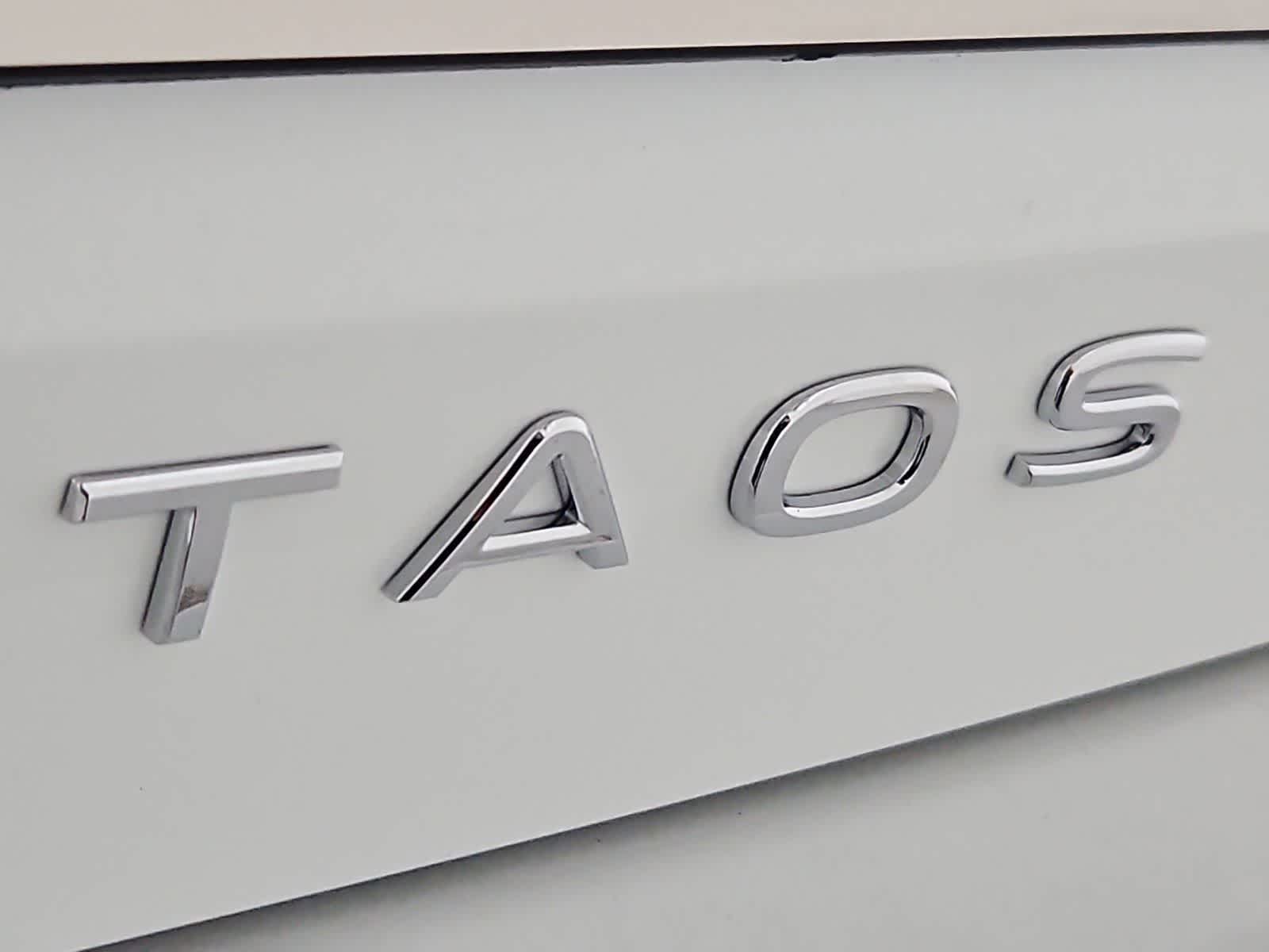 Thumbnail: 2026 Volkswagen Taos - 12