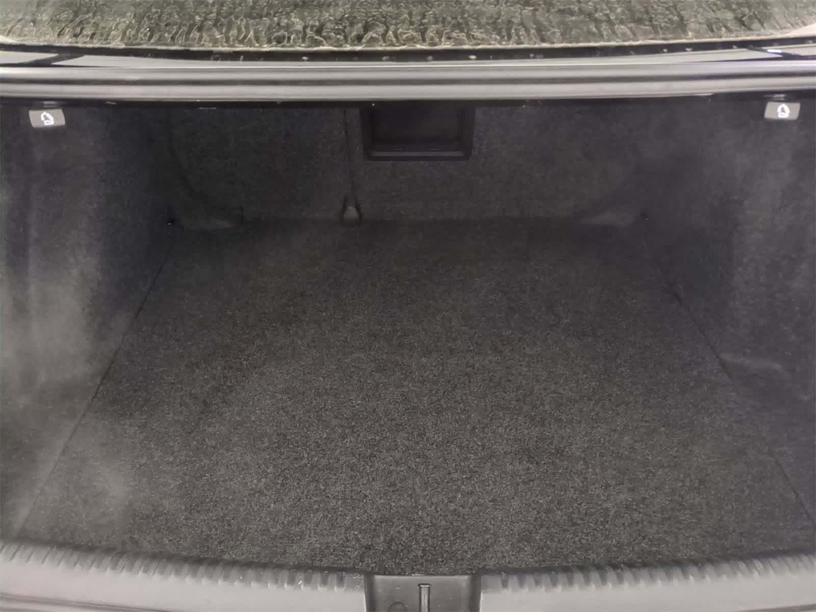 Thumbnail: 2013 Volkswagen Jetta - 30