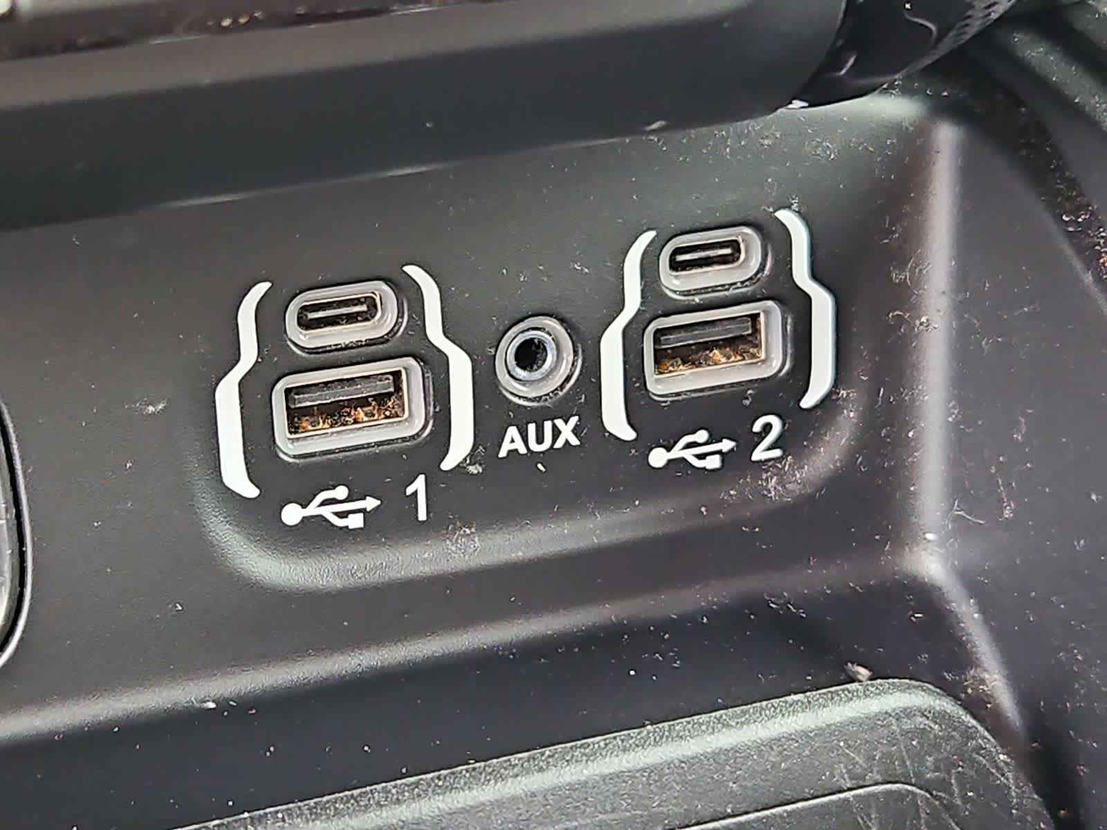 Thumbnail: 2020 RAM 1500 - 32