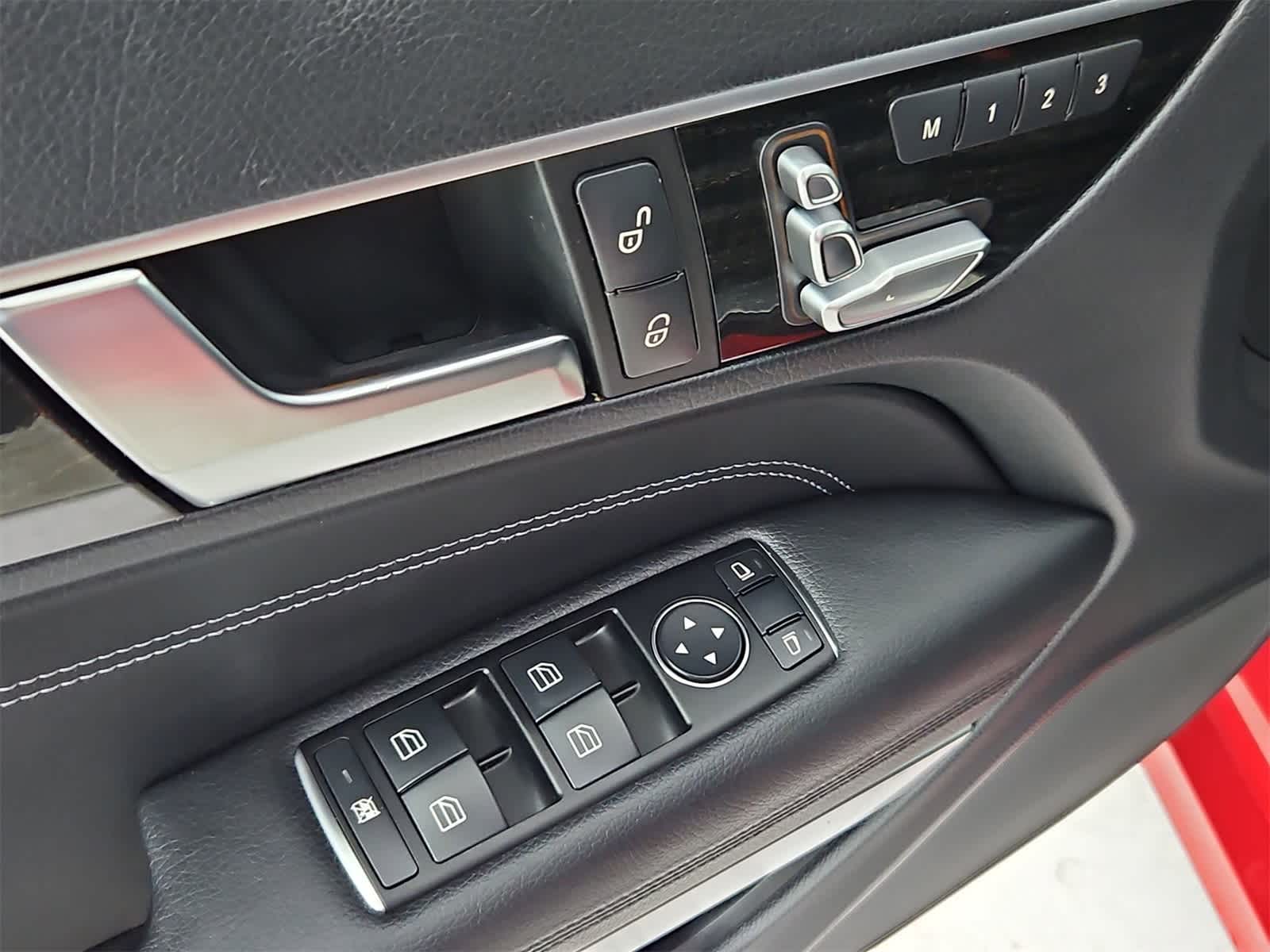 Thumbnail: 2014 Mercedes-Benz E-Class - 18