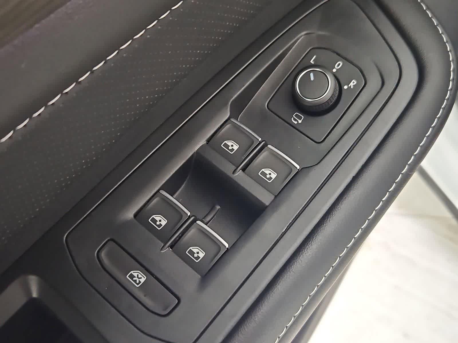 Thumbnail: 2026 Volkswagen Atlas - 17