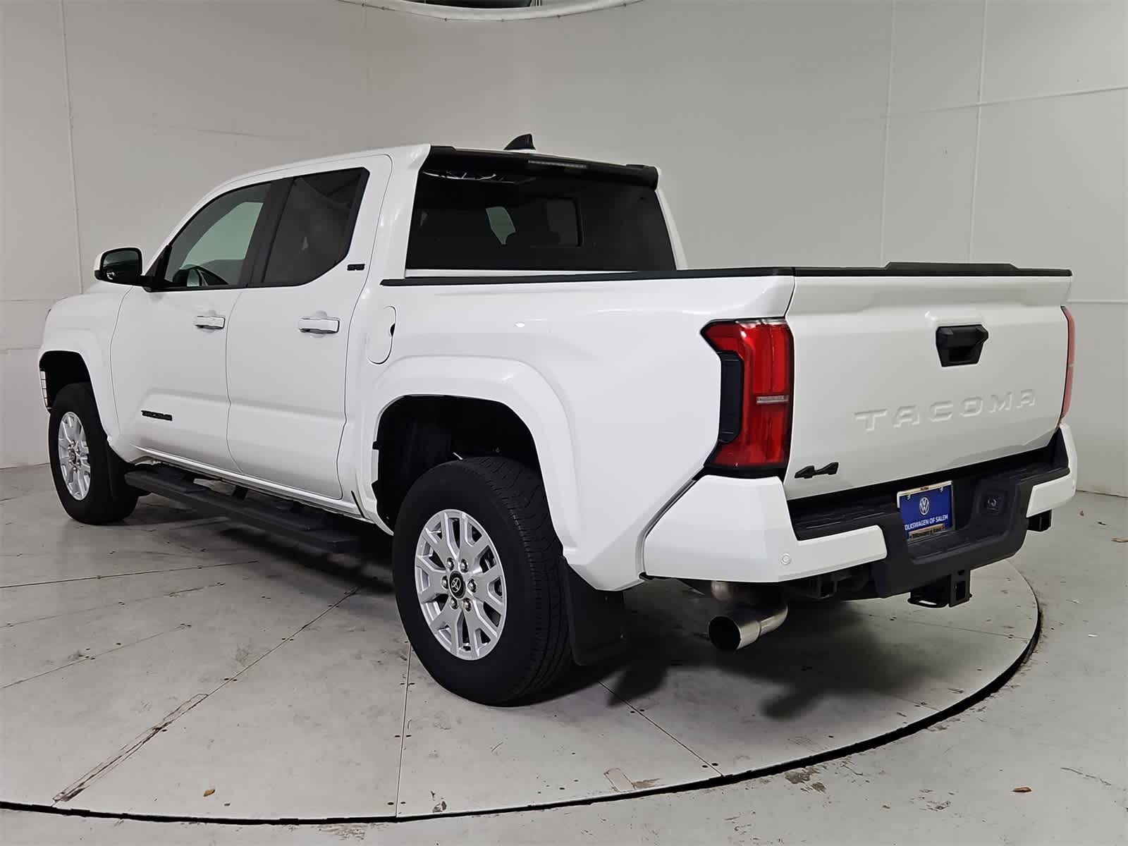 Thumbnail: 2024 Toyota Tacoma - 4