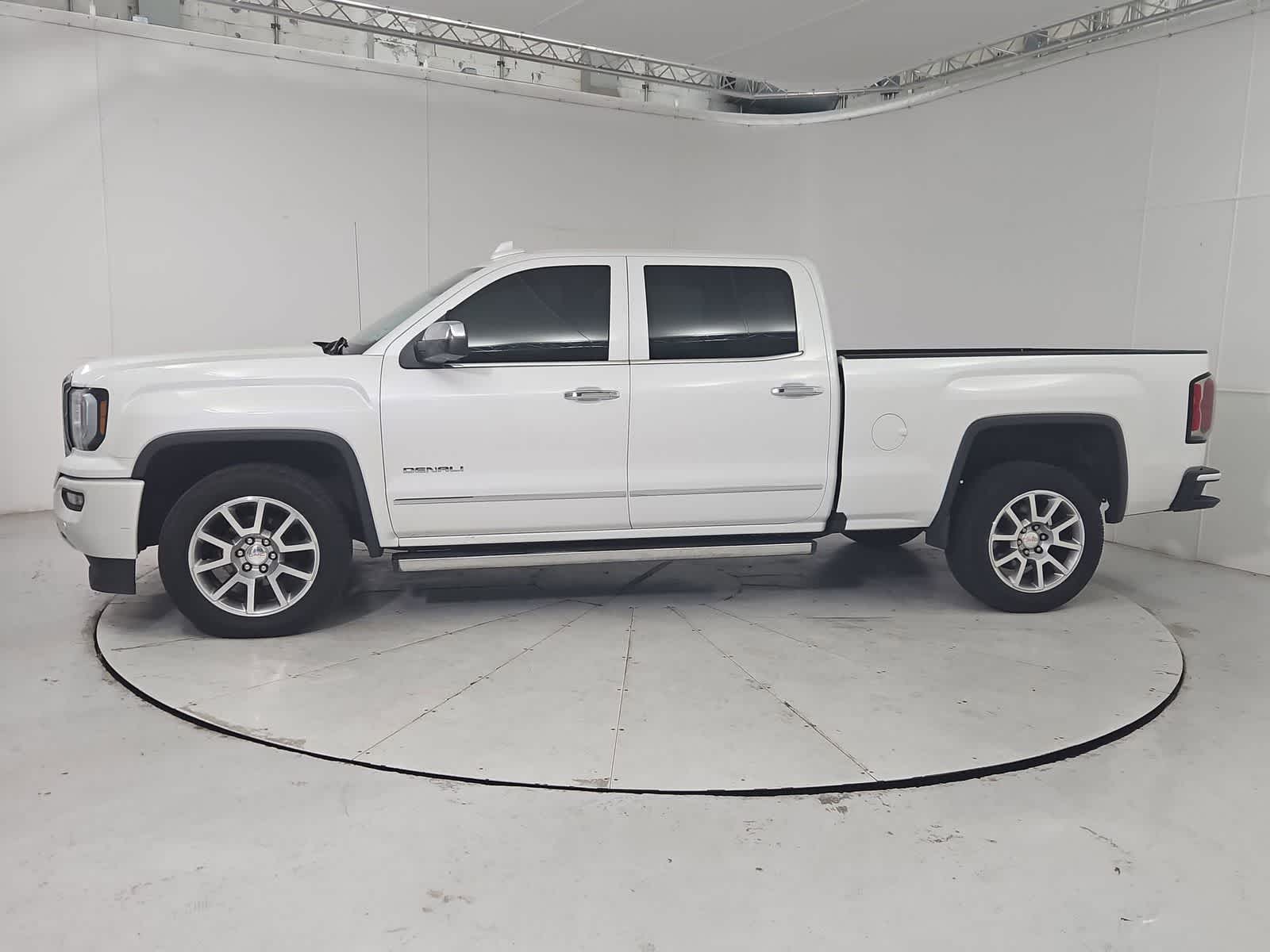 Thumbnail: 2018 GMC Sierra 1500 - 3