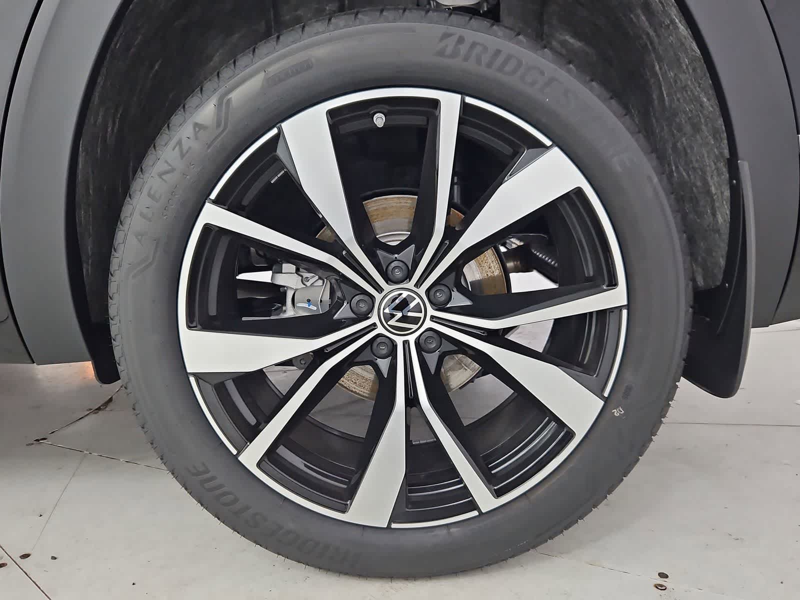 Thumbnail: 2026 Volkswagen Atlas - 12