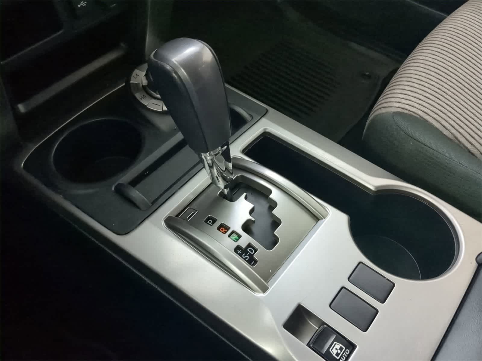 Thumbnail: 2022 Toyota 4Runner - 30