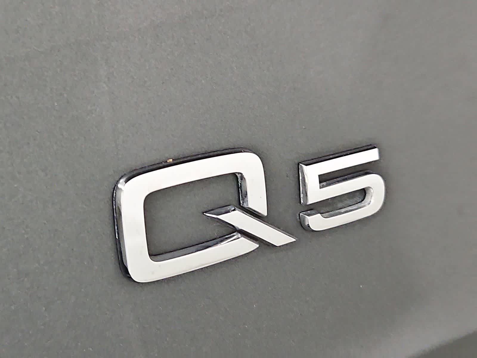 Thumbnail: 2021 Audi Q5 - 12