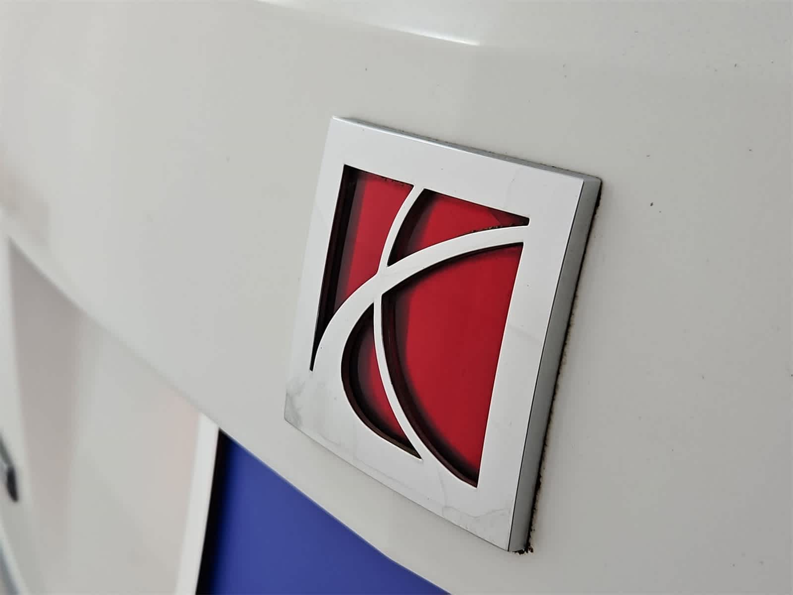 Thumbnail: 2008 Saturn VUE - 11