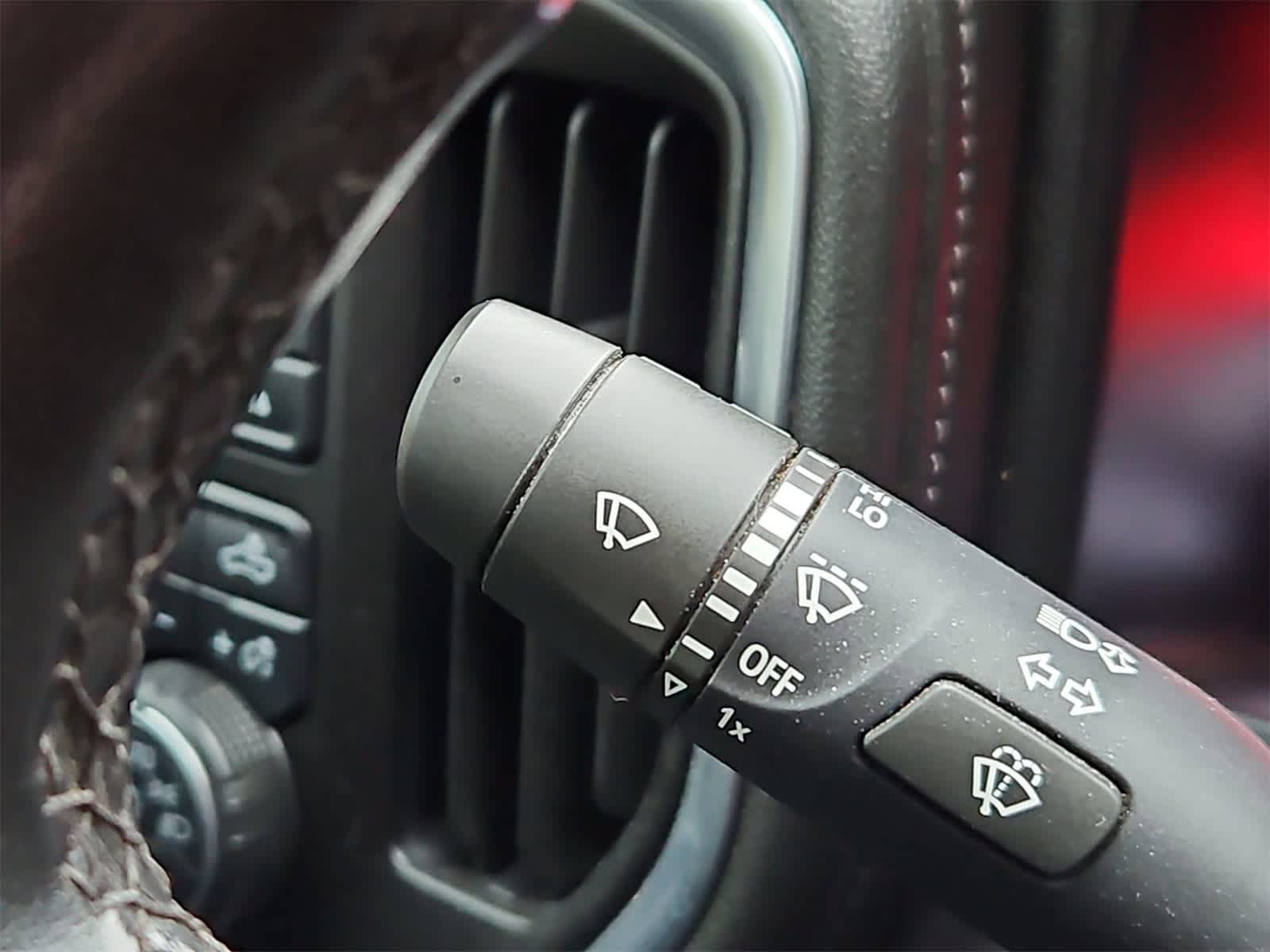 Thumbnail: 2021 Chevrolet Silverado 3500 - 25