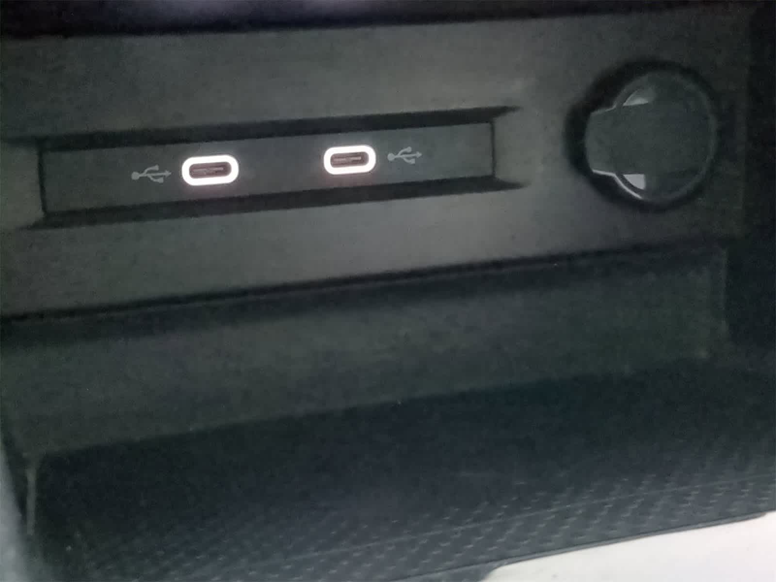 Thumbnail: 2023 Volkswagen Taos - 30