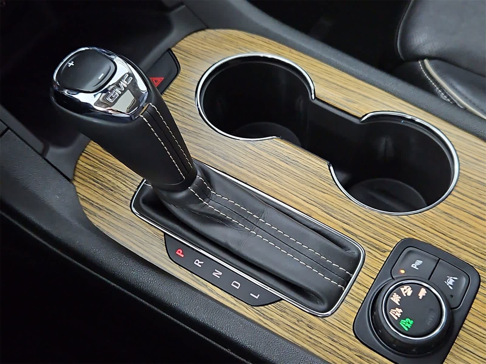 Thumbnail: 2017 GMC Acadia - 34