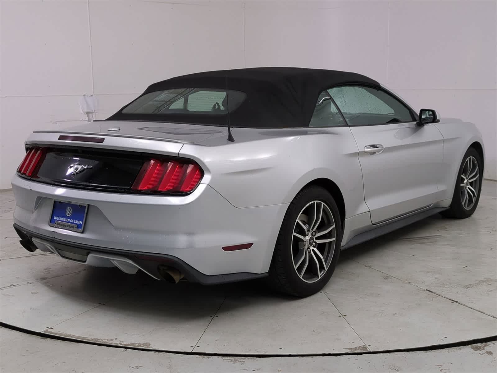 Thumbnail: 2016 Ford Mustang - 6