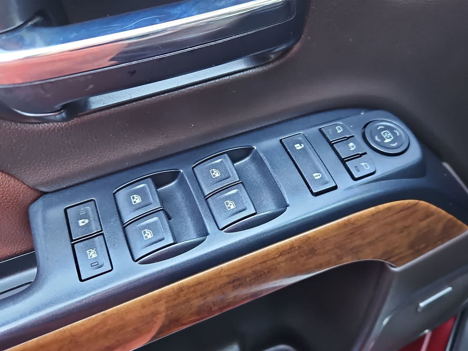 Thumbnail: 2018 Chevrolet Silverado 1500 - 16
