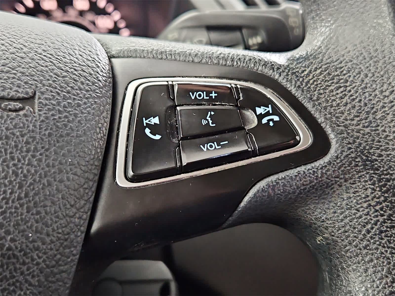 Thumbnail: 2017 Ford Escape - 24