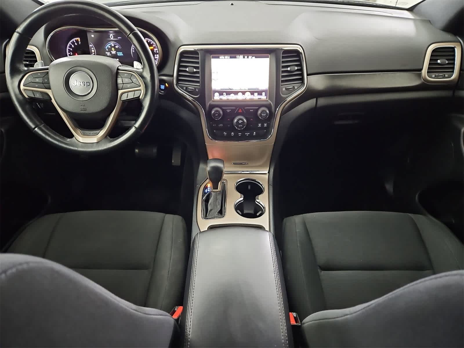 Thumbnail: 2017 Jeep Grand Cherokee - 15