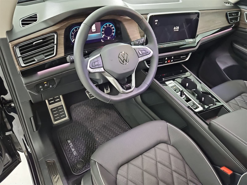 New 2026 Volkswagen Atlas 2.0T SEL Premium R-Line SUV
