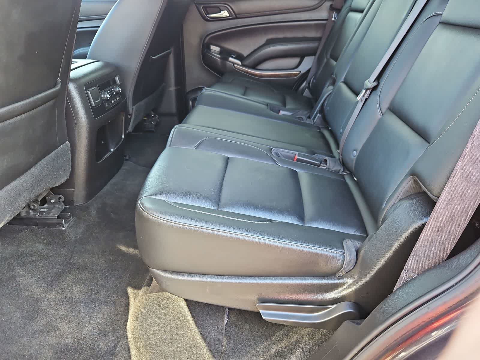 Thumbnail: 2017 Chevrolet Tahoe - 20