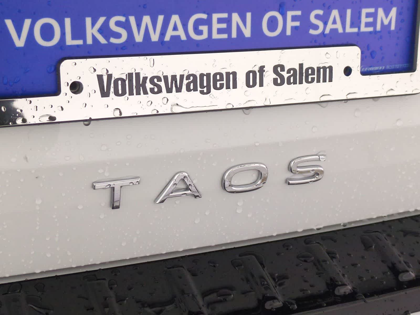 Thumbnail: 2025 Volkswagen Taos - 11