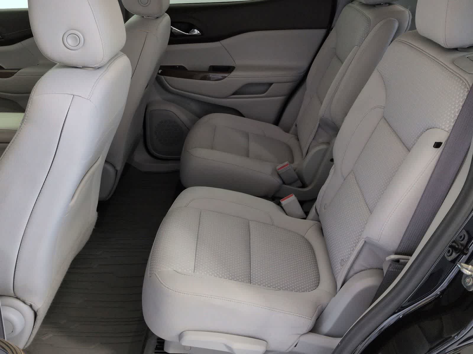 Thumbnail: 2022 GMC Acadia - 19