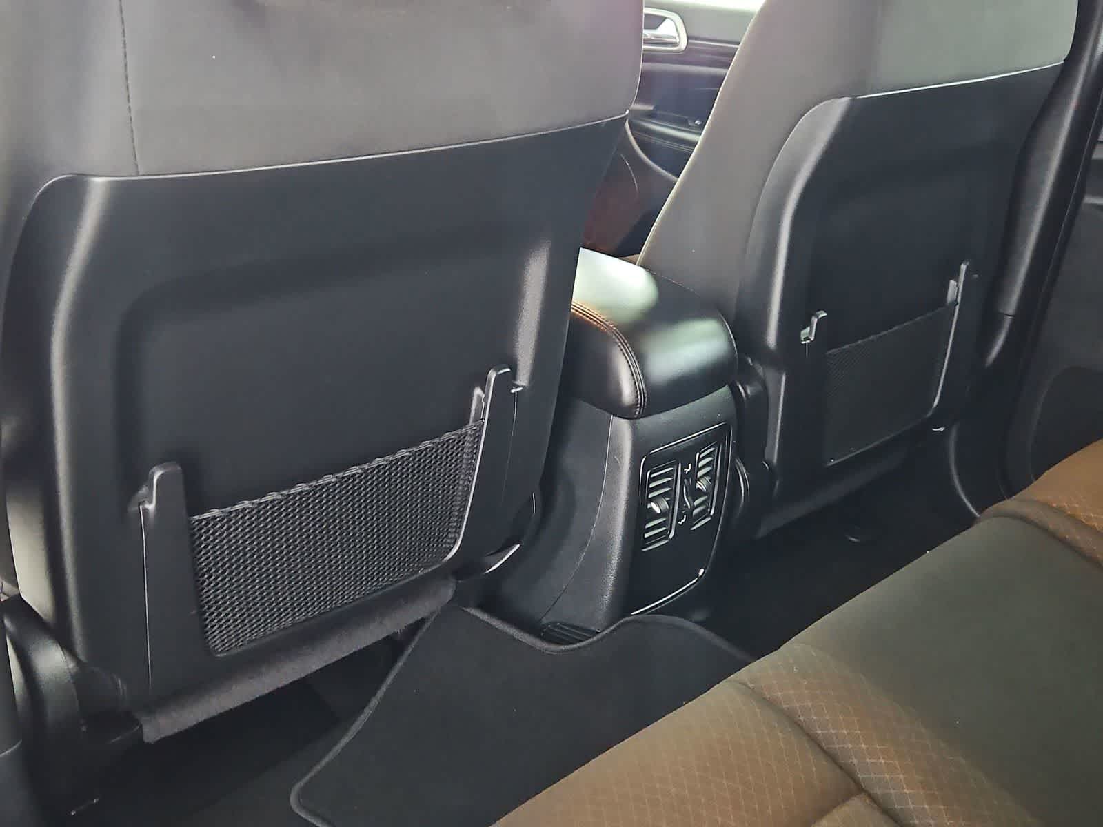 Thumbnail: 2019 Jeep Grand Cherokee - 18