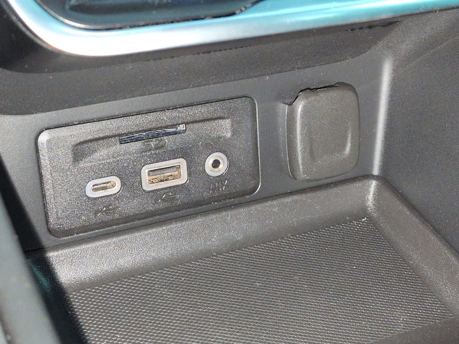 Thumbnail: 2020 GMC Terrain - 28