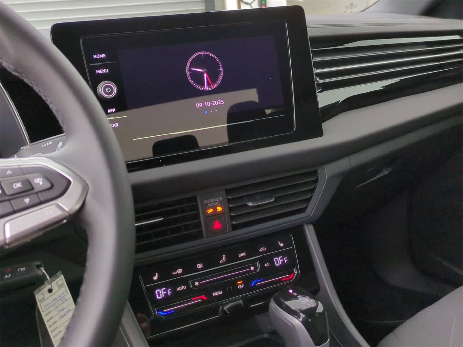 Thumbnail: 2025 Volkswagen Jetta - 27