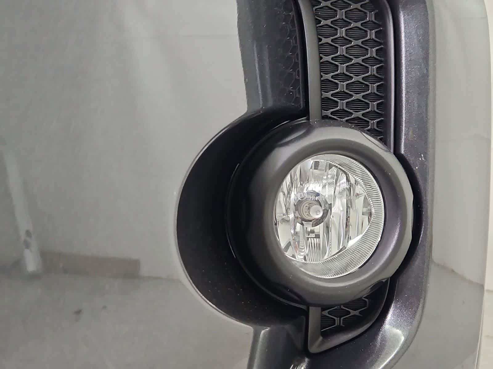 Thumbnail: 2018 Toyota 4Runner - 10