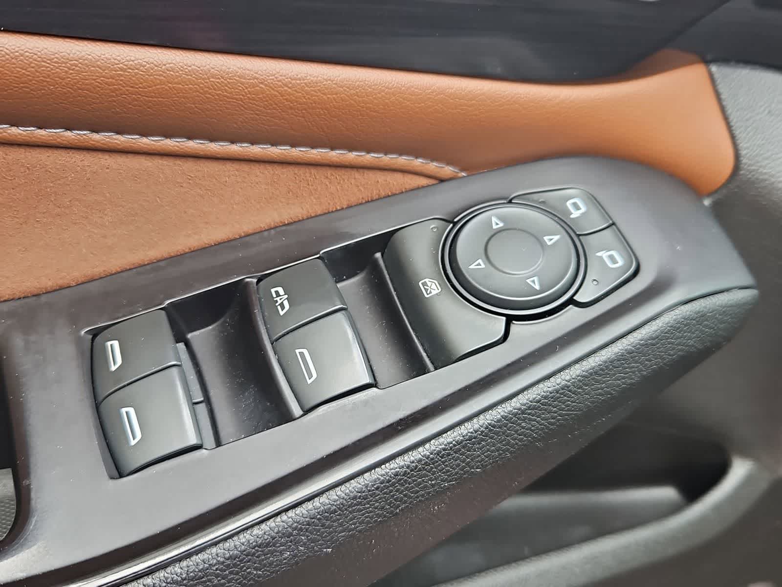 Thumbnail: 2019 Chevrolet Traverse - 17