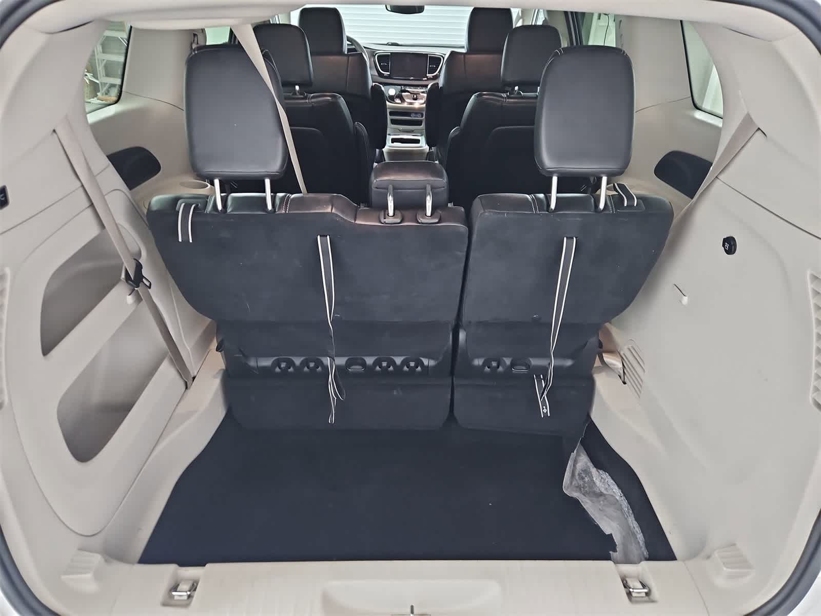 Thumbnail: 2024 Chrysler Pacifica - 34