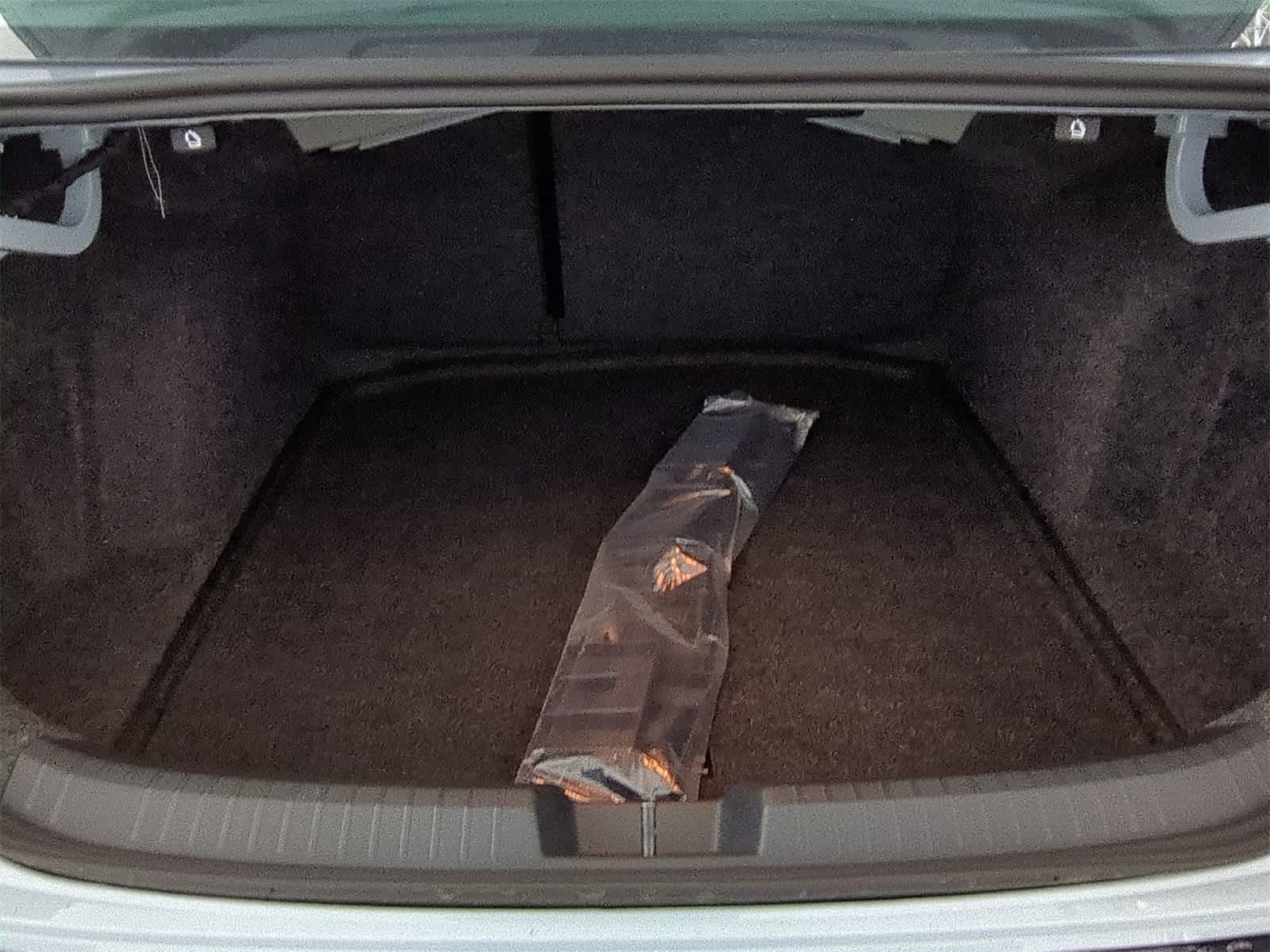 Thumbnail: 2025 Volkswagen Jetta - 35