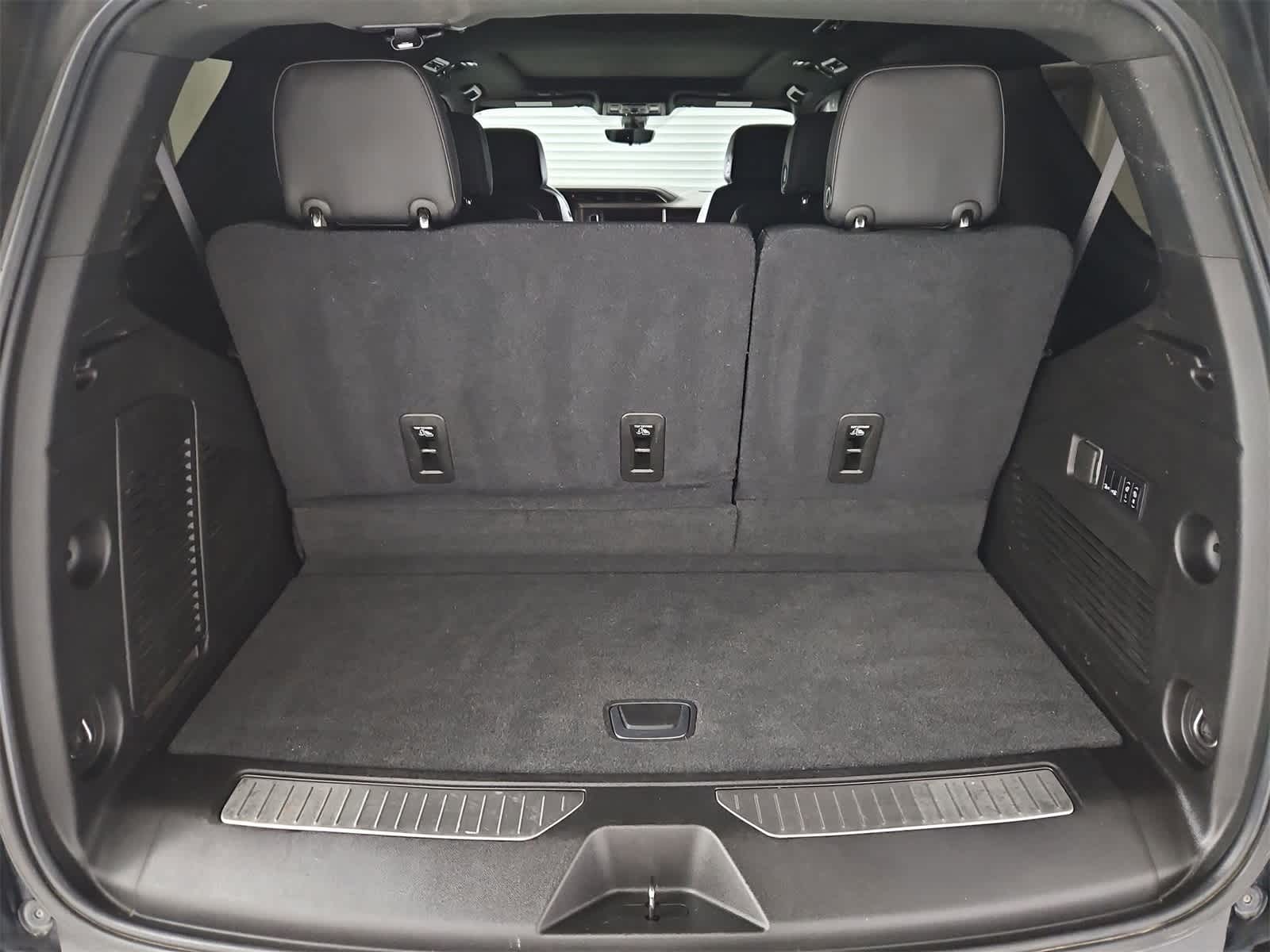 Thumbnail: 2021 GMC Yukon - 36