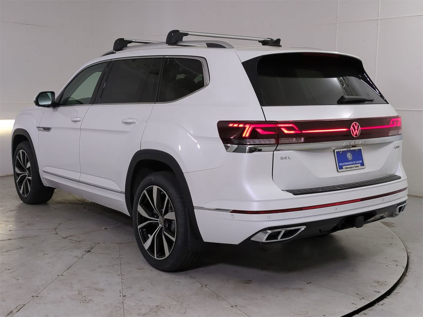 Thumbnail: 2025 Volkswagen Atlas - 4