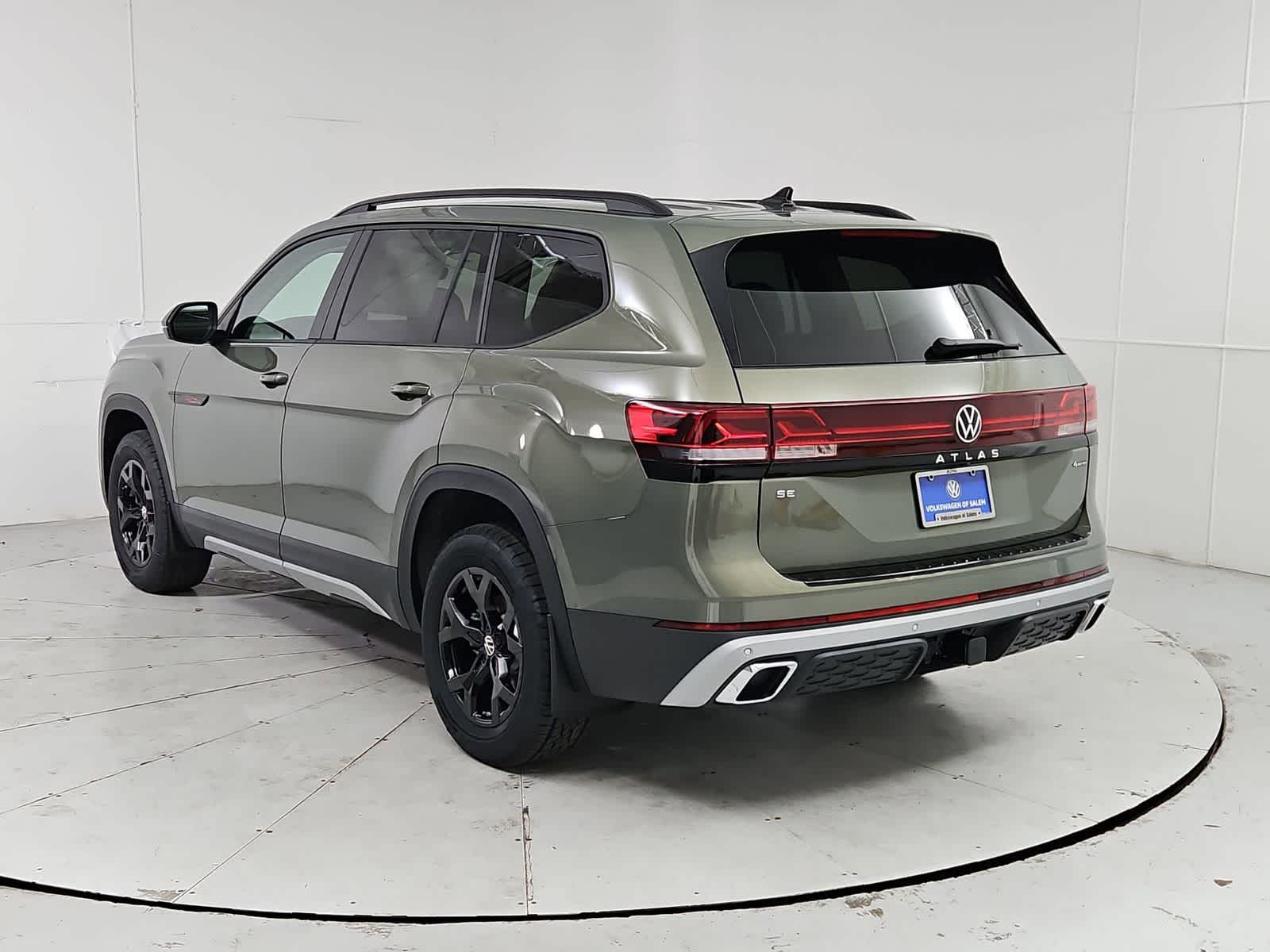 Thumbnail: 2026 Volkswagen Atlas - 4