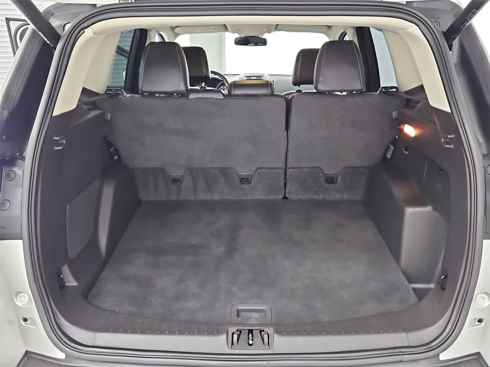 2017 Ford Escape Titanium 31