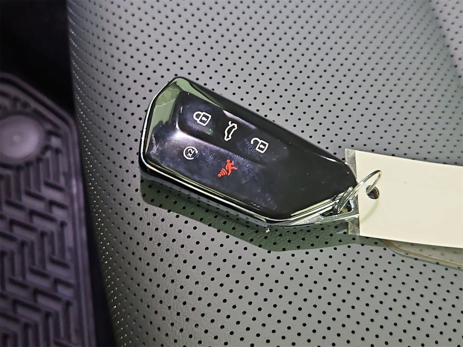 Thumbnail: 2025 Volkswagen Tiguan - 37