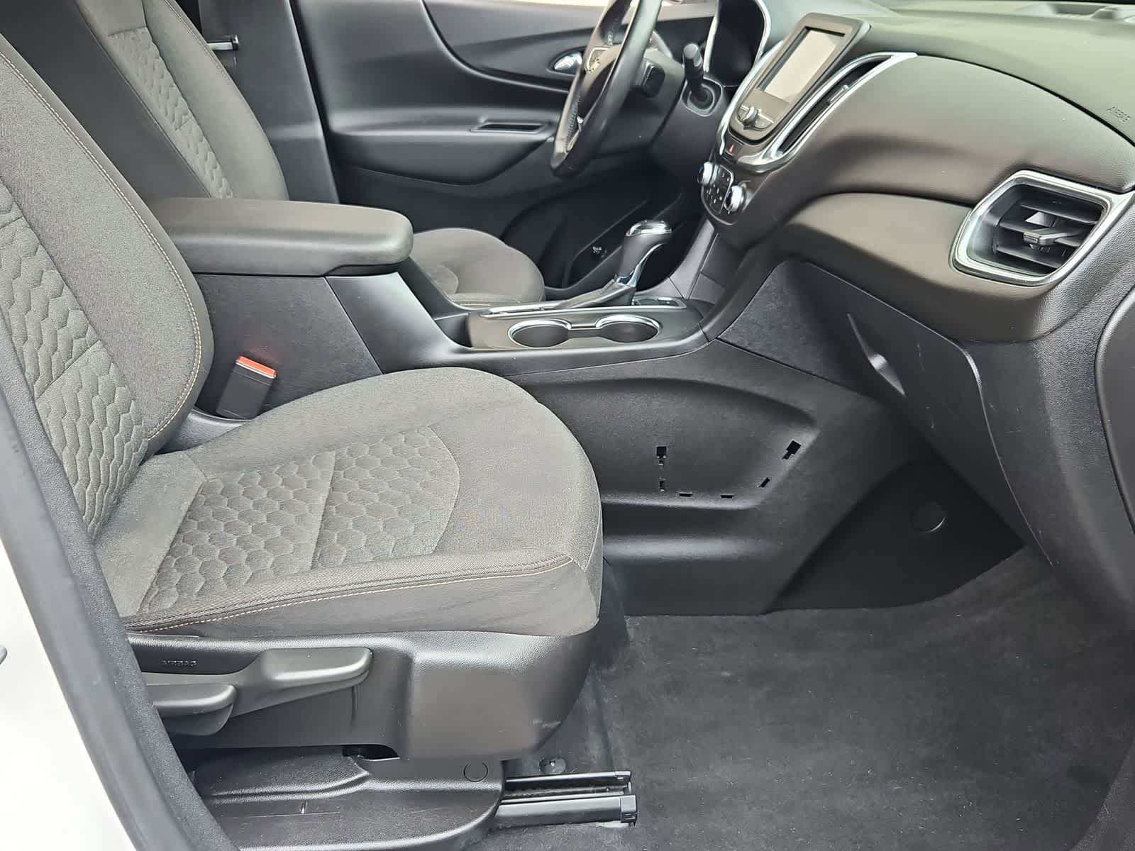 Thumbnail: 2018 Chevrolet Equinox - 21