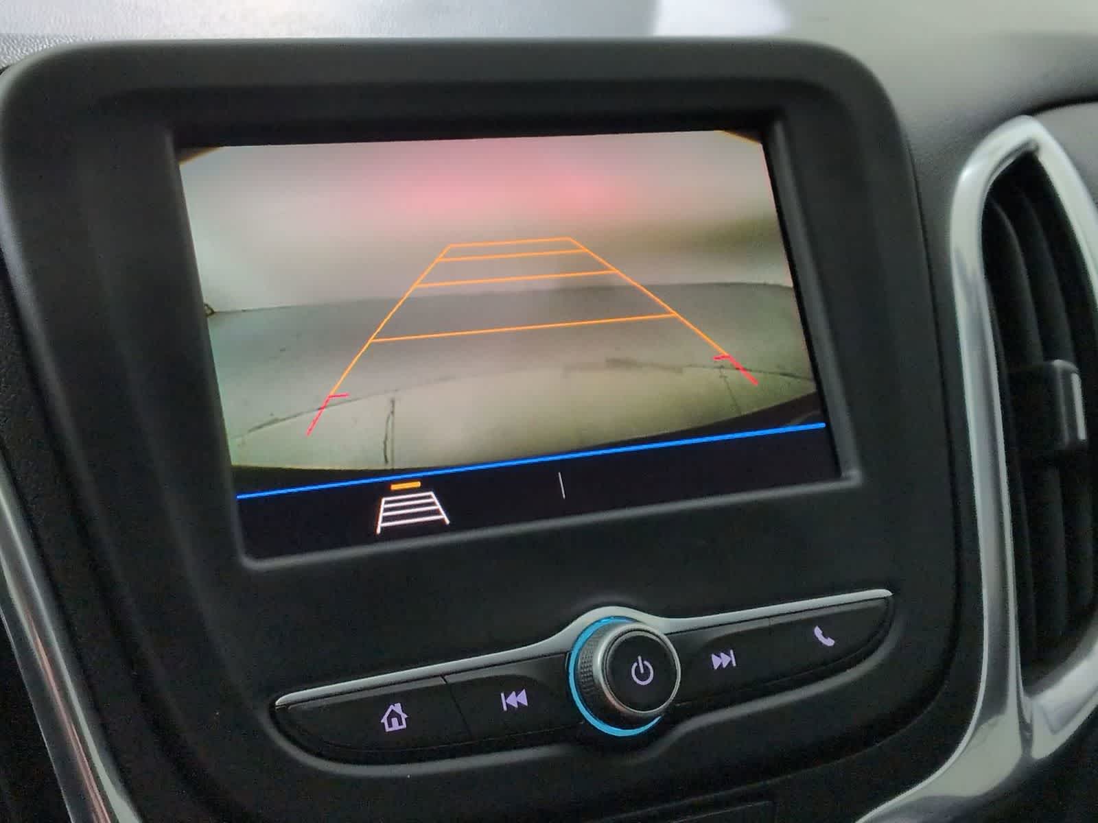 Thumbnail: 2020 Chevrolet Equinox - 27