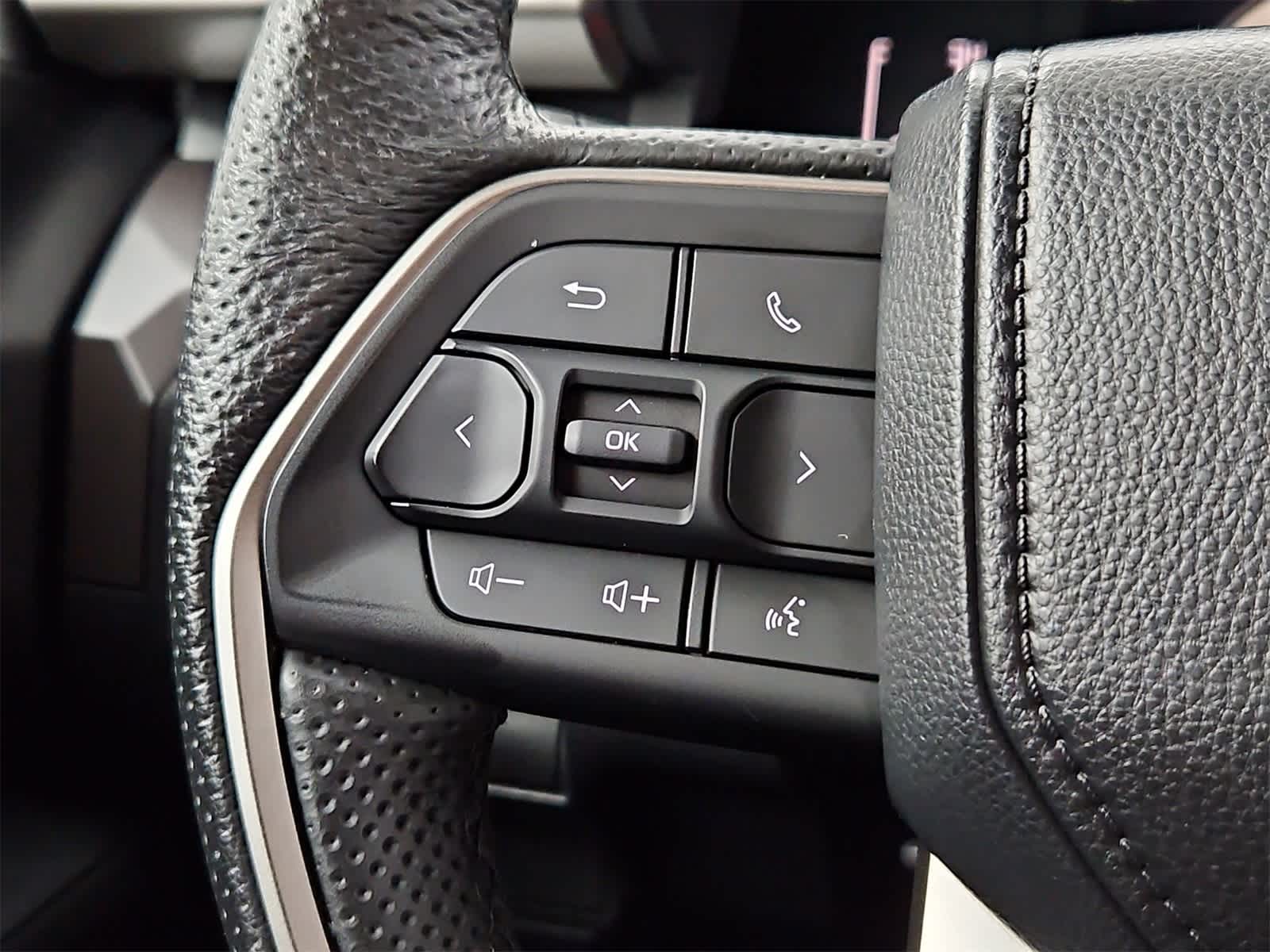 Thumbnail: 2024 Toyota Tacoma - 23